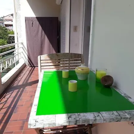Maison De 3 Pieces 아파트 *